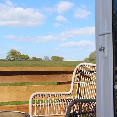 The Old Workshop - A Cosy Country Retreat Villa Gloucester Eksteriør bilde