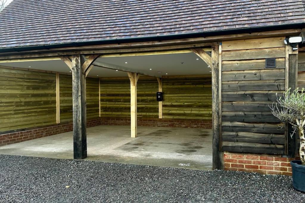 The Old Workshop - A Cosy Country Retreat Villa Gloucester Eksteriør bilde