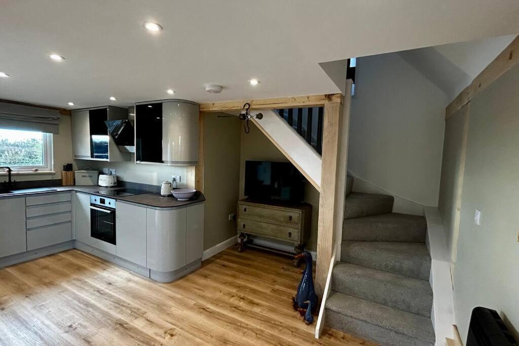 The Old Workshop - A Cosy Country Retreat Villa Gloucester Eksteriør bilde